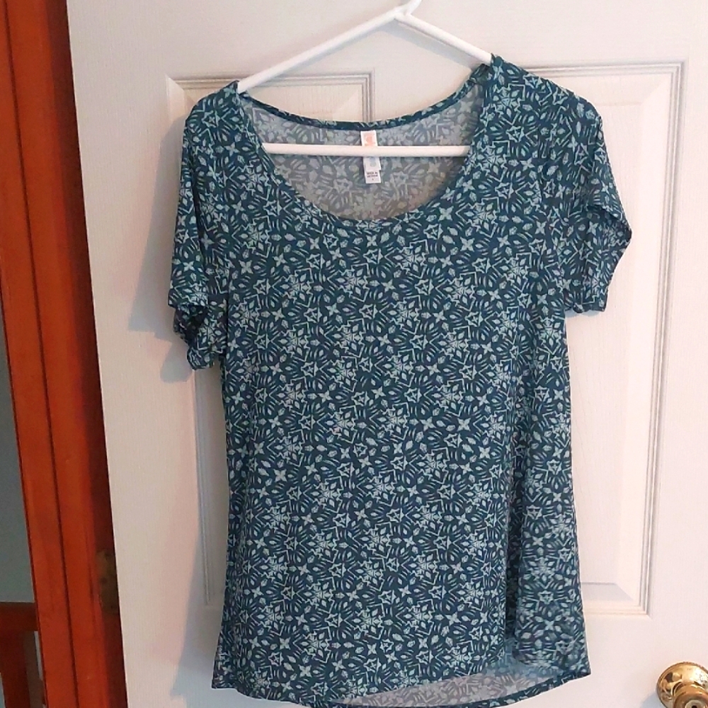 💚 2/$20 LuLaRoe Blue Classic Tee
